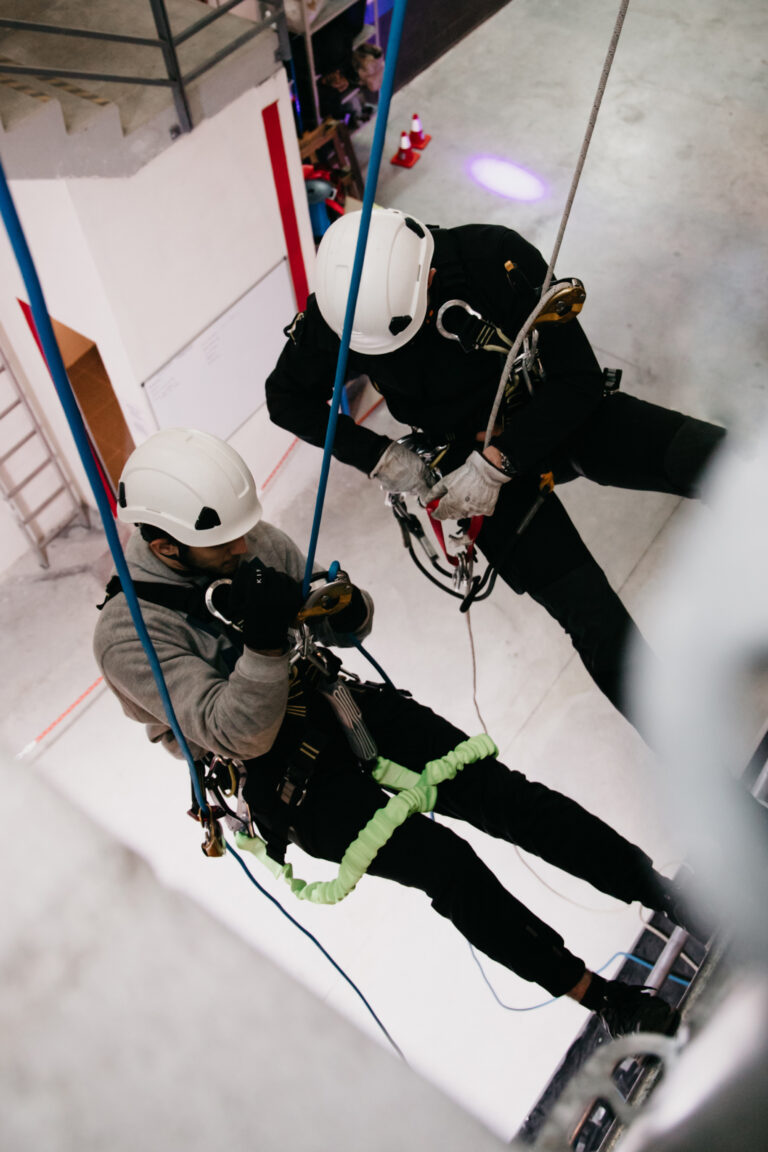 TRABAJO EN ALTURA 1 AELEC